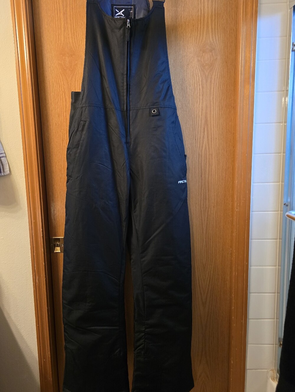NWT Arctix Women's Black Insulated Essential Bib Overall
